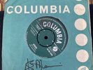 The Shadows / Apache / 45 Vinyl Signed By Hank Marvin Rare Collectable Look