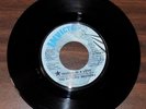 Scarce 45 rpm soul THE BARRINO BROTHERS Trapped in a Love 1971 Invictus promo E+