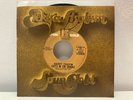 Harry Chapin / Cat's In The Cradle & What Made America Famous? 45 rpm Mint