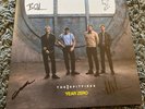 THE SPITFIRES(YEAR ZERO SIGNED GREEN VINYL ALBUM)PAUL WELLER.MOD.THE RIFLES