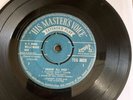JOHNNY KIDD & THE PIRATES - SHAKIN' ALL OVER -  7
