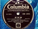 MATT MALNECK & CARROLL GIBBONS & HIS BOY FRIENDS ‘ON THE AIR’ COLUMBIA 78 E+