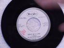 soul THE HOLLYWOOD FLAMES Drop Me a Line/Letter To My Love VEE JAY 515 DJ