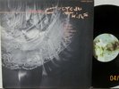 COCTEAU TWINS - TREAURE - ETHEREAL/AMBIENT - JAPAN PRESS - W/INSERT - NM- VINYL