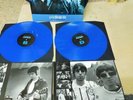 Oasis Coloured Vinyl 2LPs Up in the Chicago Sky
