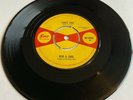 *BOB & EARL* *FANCY FREE / DON'T EVER LEAVE ME* *SUE* *NORTHERN SOUL* VINYL #412