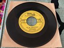 Los Solitarios - No Me Abandones - A La Boa Le Gusta El Rock 45 rpm Record