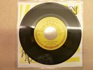 45T   SONNY  BURGESS  622   FRANCE  so glad you're mine   SUN        DEDICACEE