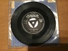 Chuck Willis Betty and Dupree London Tri-Centre 45-HLE 8595 EX 1958