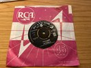 THE KIRKBYS - IT’S A CRIME 7”. VINYL RECORD RCA 1542 VERY RARE GARAGE ROCK