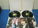 RECORD ALBUM THE BEATLES WHITE ALBUM 5572