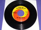 Northern Soul 45 RPM Vinyl record Checkmates LTD Capitol Kissing Her / Hear Rain