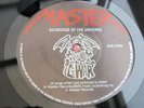 Gwar SCUMBAGS OF THE UNIVERSE 1990 US LP 1st Press EX+ AUDIO - LISTEN
