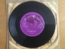 Elvis Presley Blue Suede Shoes / Tutti Fruiti Original issue HMV 7M 405 VG 1956