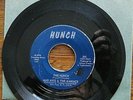 MAD MIKE & THE MANIACS The HUNCH b/w Quarter to Four HUNCH 45 RPM Garage Moldie