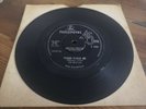 Please Please Me - The Beatles - R 4983 - 1964 4th Issue - Vinyl Record Single