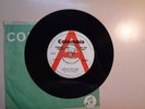 DAVE & THE DIAMONDS: I Walk The Lonely Night-You Do Love-U.K.7
