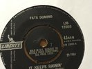 FATS DOMINO-IT KEEPS RAININ'-- UK NORTHERN SOUL 45