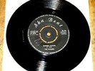 BOB MARLEY THE WAILERS SIMMER DOWN b/w DON'T NEED YOUR LOVE UK SKA BEAT 7