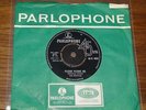 THE BEATLES PLEASE ME b/w ASK ME WHY UK PARLOPHONE 7