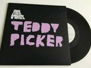 Arctic Monkeys / Death Ramps ?– Teddy Picker 10
