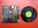 VINYL LP RECORD: DAVID BOWIE: ZIGGY STARDUST. INTS5063. RCA INTERNATIONAL. 1972.