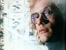 WARREN ZEVON - A QUITE NORMAL LIFE - THE BEST OF - NEAR MINT - IN SHRINKWRAP