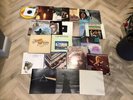 COLLECTION 25 LPS BEATLES,BOWIE,PINK FLOYD,J MITCHELL,COHEN,J TAYLOR,NEIL YOUNG
