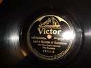 Mid 20s VICTOR 78/THE REVELERS w.Piano&Guitar/E