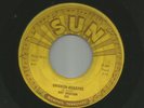 ROCKABILLY - ROY ORBISON - CHICKEN HEARTED  /  I LIKE LOVE - HEAR 1957 SUN 284