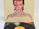 DAVID BOWIE 'Aladdin Sane' 1973 Vinyl LP in Gatefold + Inner DYNAFLEX - T11