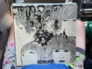 THE BEATLES REVOLVER Vintage RECORD  ST- 2576 Green apple England