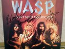 W.A.S.P. SIGNED I DON'T NEED NO DOCTOR 12