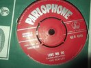 ? BEATLES - LOVE ME DO PARLOPHONE 1ST ISS 1n/1n stampers - Hear?