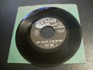 Pattie Ward 45-Get Off My Stuff / Girls You Have To Wait For Love-1968-Road-VG+