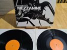 Massive Attack - Mezzanine. Vinyl double-album. 1998 - Circa/Virgin WBRLP4