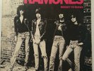 ORIGINAL 1977 SR 6042 RAMONES LP ROCKET TO RUSSIA w/INNER NO BARCODE