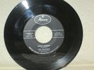 THE DIAMONDS LITTLE DARLIN  ORIGINAL 1957 MERCURY DO-WOP NM-DISC  W/SLEEVE