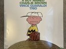 VINCE GUARALDI TRIO - A BOY NAMED CHARLIE BROWN (BASEBALL MITT VINYL LP)