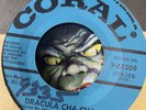 HALLOWEEN SALE 45 Monster Novelty Dracula Cha Cha Bob McFadden Popcorn Rocker