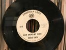 Bobbie Smith – Miss Stronghearted / Walk On Into My Heart NORTHERN SOUL (45)