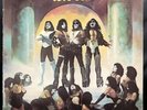 KISS Love Gun Vinyl LP (1977 Orig. relesase) with insert