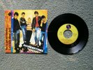 THE UNDERTONES 