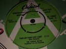 The Human Beinz - Turn On Your Love Light (7