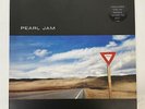 PEARL JAM - YIELD VINYL LP 1998 PRESSING