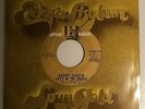 Harry Chapin / Cats In The Cradle & What Made America Famous? / 45rpm / NM