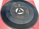 BILL HALEY   -   TWO HOUND DOGS     -    GOLD LETTERING    -    RARE