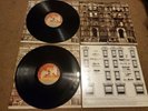 PHYSICAL GRAFFITI: LED ZEPPELIN SS-2-200- Die-Cut Cover & Inserts