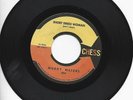 BLUES GUITAR LEGEND MUDDY WATERS SIGNED SHORT DRESS WOMAN 45RPM CHESS RECORD
