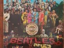 Sgt. Pepper by the Beatles. PCS 7027. Lovely Y & B third pressing with insert